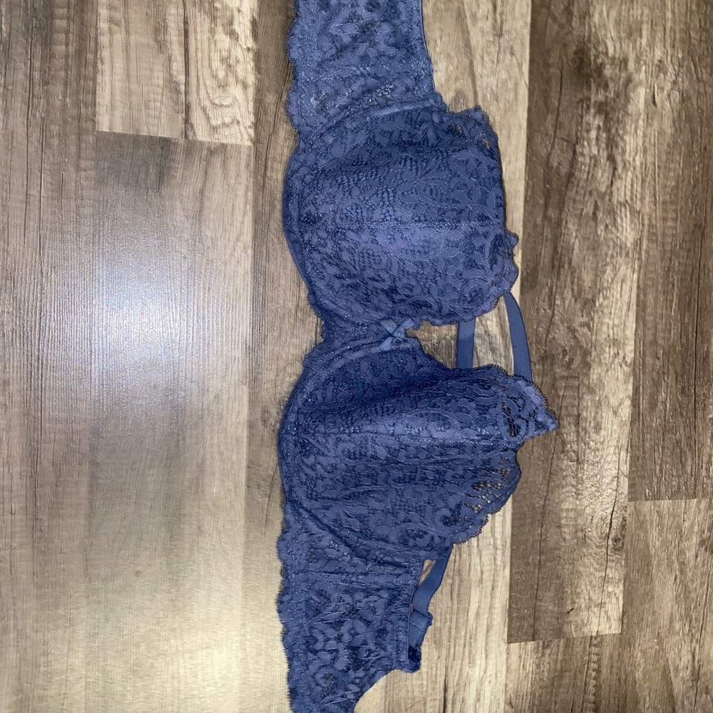 Victoria secret bundle (3 bras)